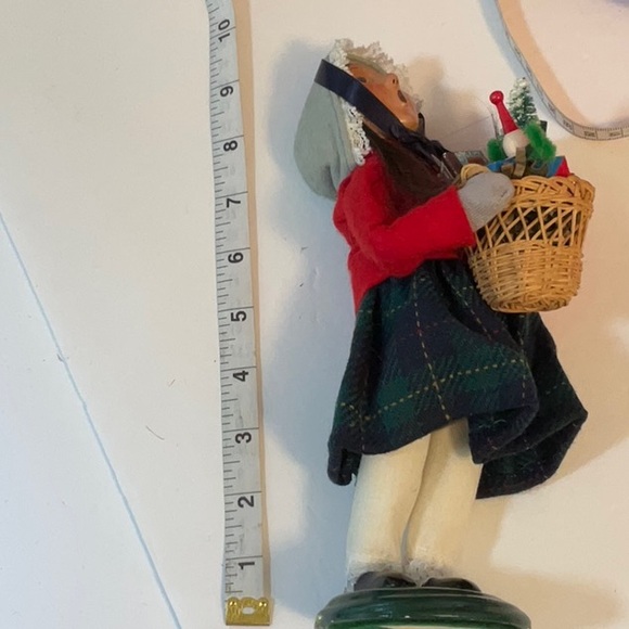 BYERS CHOICE DOLL 2005 NWOT - Picture 6 of 7